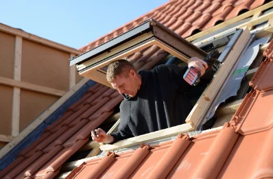 Pose de fenêtres de toit Velux à Nieuil